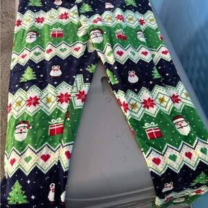 No Boundaries Festive Pajama Bottoms - Green and Navy